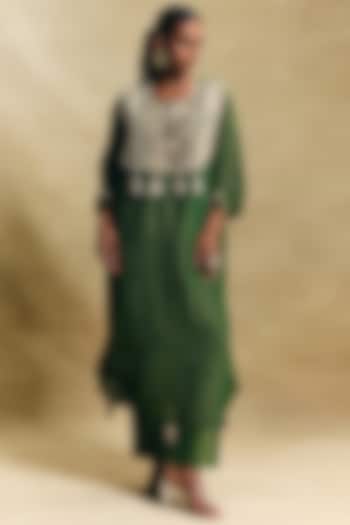 Green Crush Tissue Hand Embroidered Kaftan Set by Sonam Luthria at Pernia's Pop Up Shop