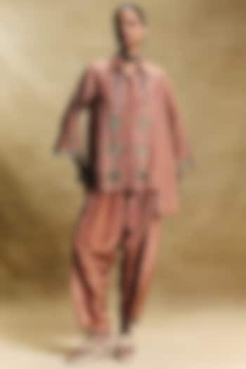 Peach Crush Tissue Hand Embroidered Co-Ord Set by Sonam Luthria at Pernia's Pop Up Shop