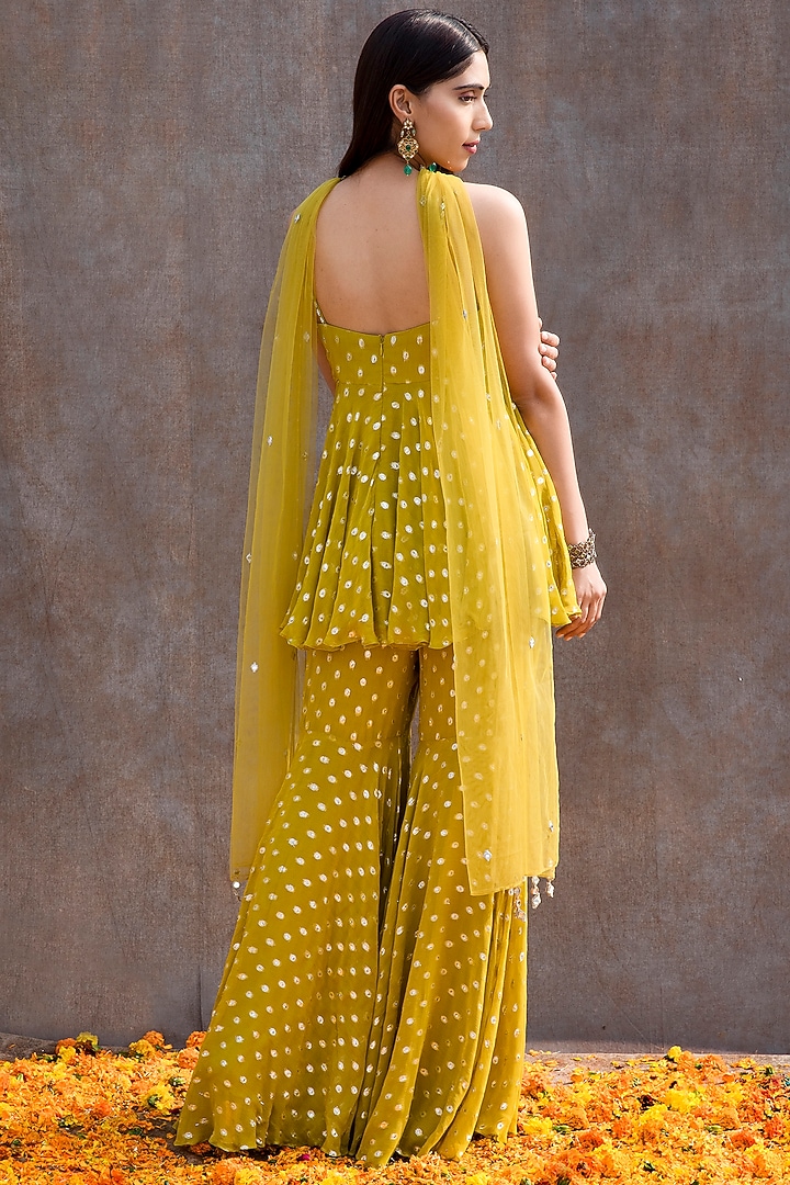 Fluorescent Lime Embroidered Flared Pant Set by Silky Bindra at Pernia's Pop Up Shop