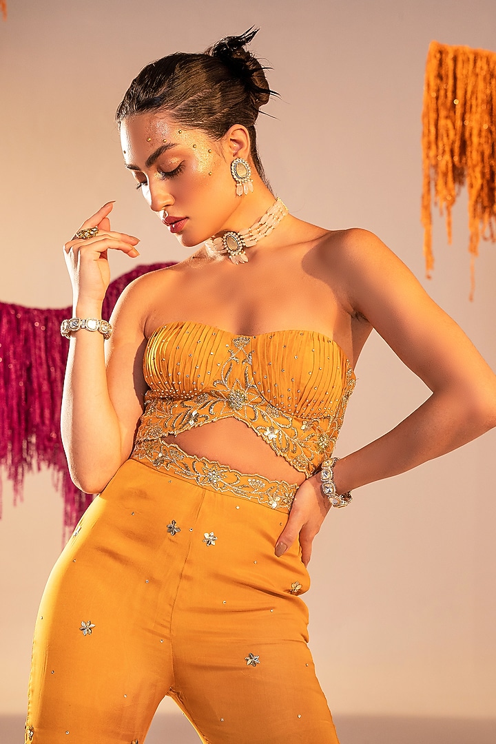 Yellow Organza & Shantoon Gharara Set by Silky Bindra at Pernia's Pop Up Shop