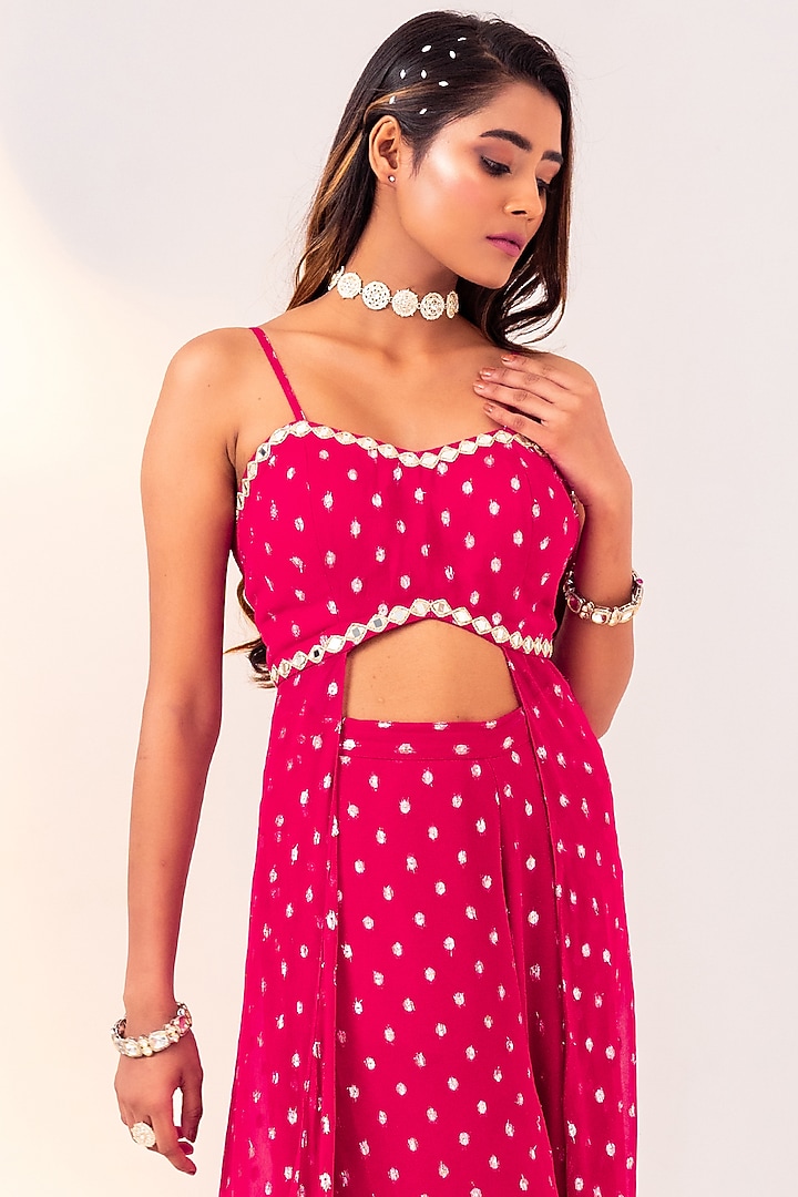 Rani Pink Georgette & Shantoon Co-Ord Set by Silky Bindra at Pernia's Pop Up Shop