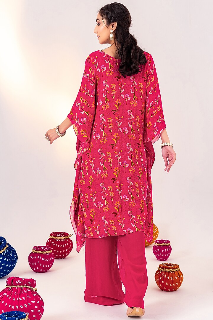 Pink Georgette & Shantoon Printed Kaftan Set by Silky Bindra at Pernia's Pop Up Shop