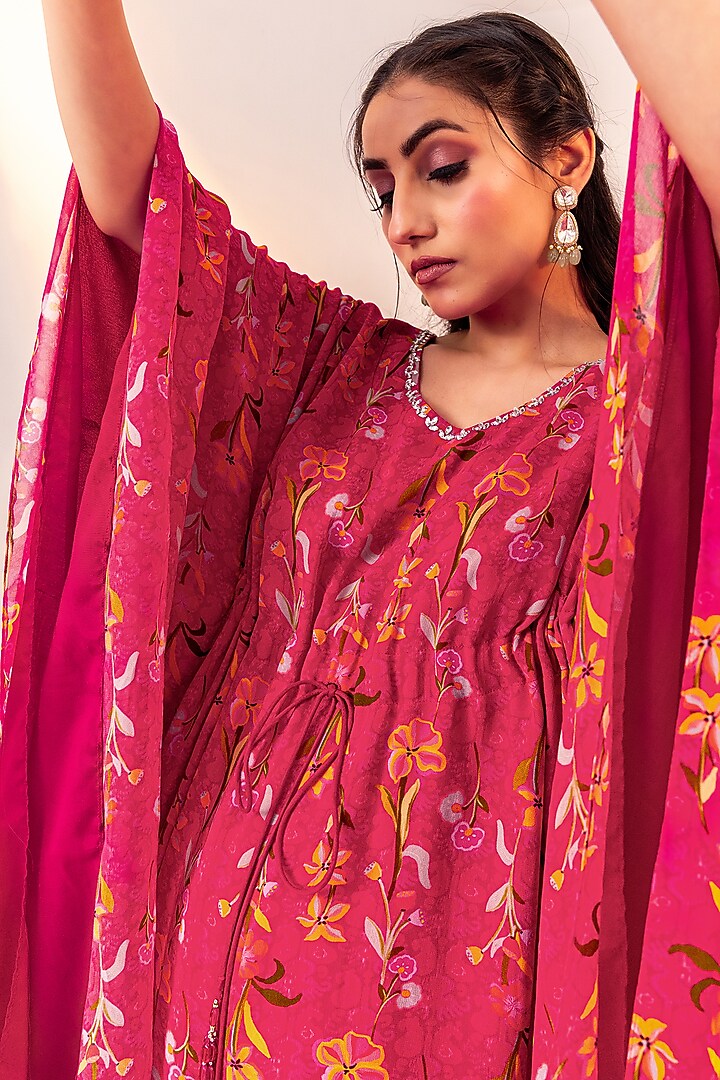 Pink Georgette & Shantoon Printed Kaftan Set by Silky Bindra at Pernia's Pop Up Shop