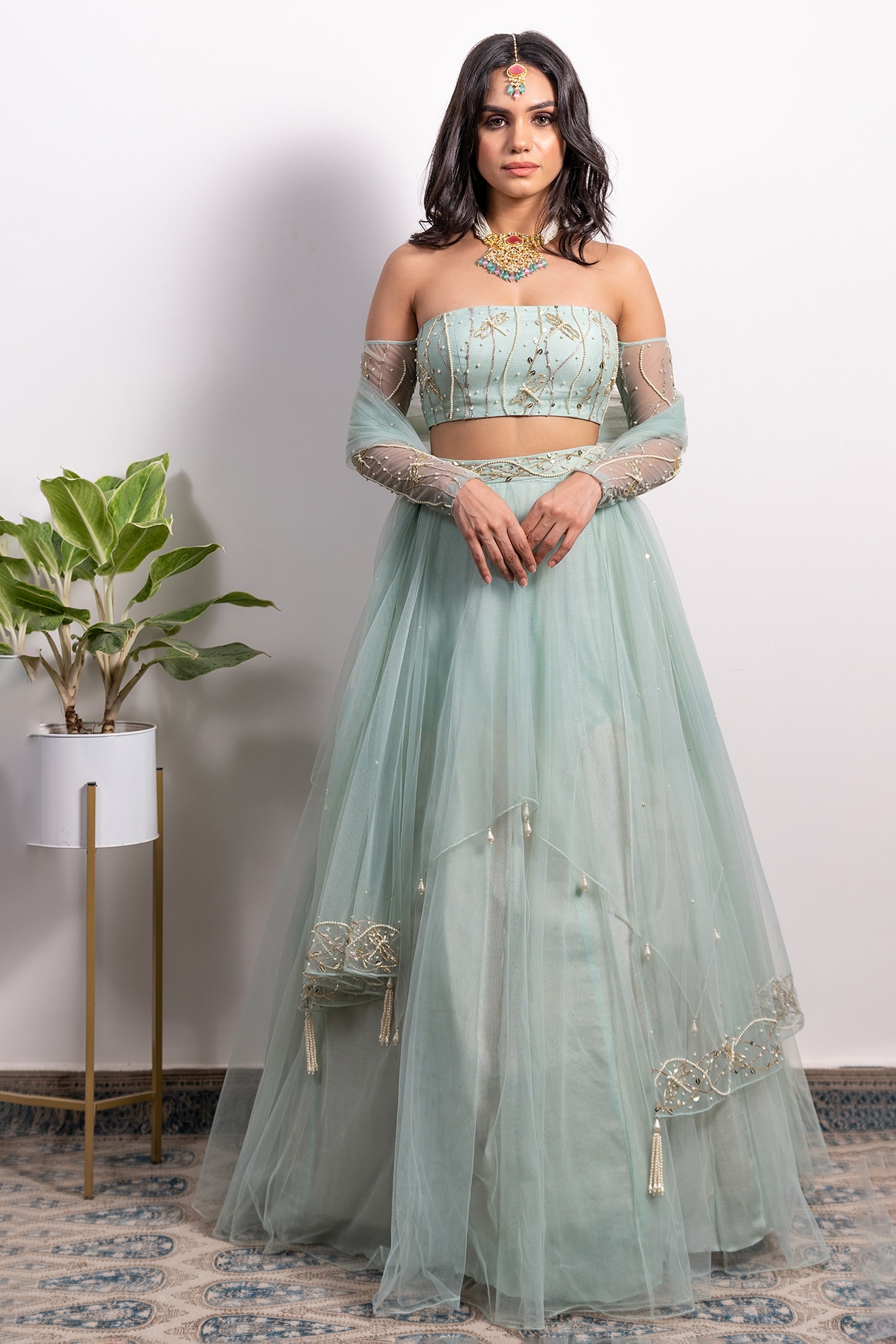 Mint Net Shantoon Wedding Lehenga Set by Silky Bindra at Pernia s Pop Up Shop 2024