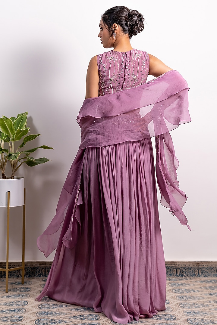 Purple Slitted Wedding Lehenga Set by Silky Bindra at Pernia's Pop Up Shop