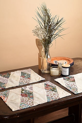 White Cotton Floral Patchwork Placemats (Set of 6) by Solasta