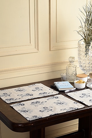 White Cotton Floral Reversible Placemats (Set of 6) by Solasta
