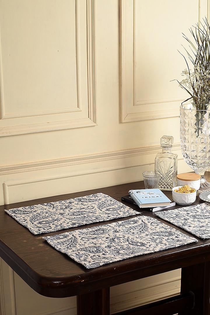Stone Blue Cotton Paisley Printed Reversible Placemats (Set of 6) by Solasta