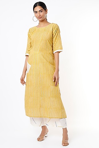 Yellow Hand Block Printed Kurta Set by BANANA Labs