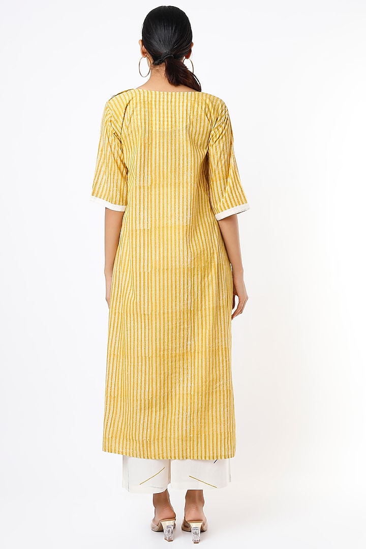 Yellow Hand Block Printed Kurta Set by BANANA Labs at Pernia's Pop Up Shop