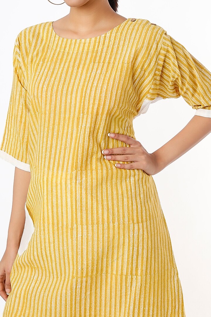 Yellow Hand Block Printed Kurta Set by BANANA Labs at Pernia's Pop Up Shop
