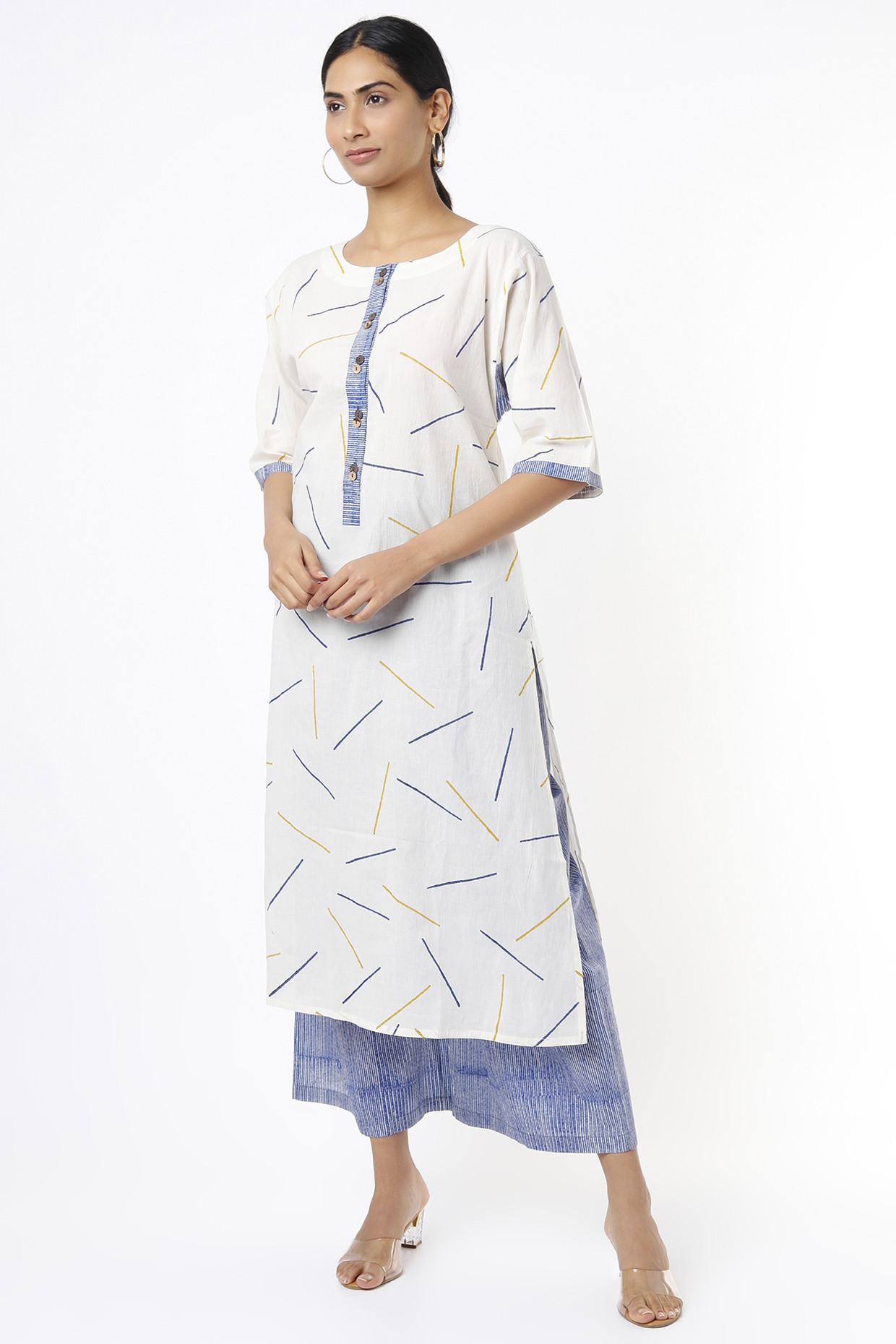 Off White Kurta Set With Hand Block Print by BANANA Labs at Pernia's Pop Up Shop