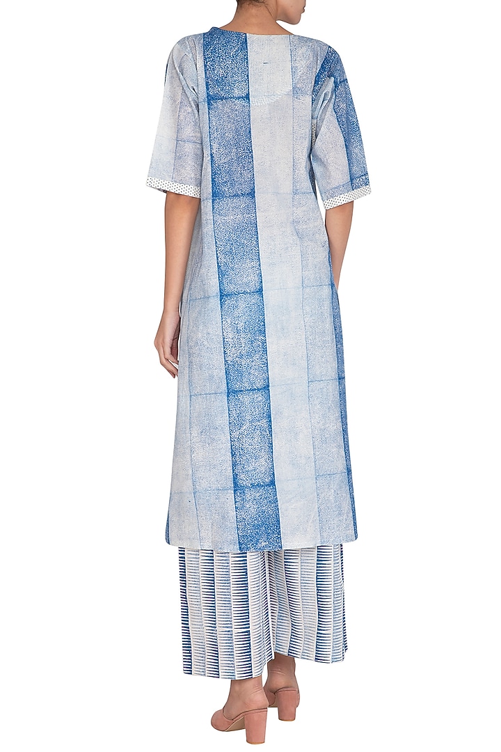 Indigo Hand Printed Kurta by BANANA Labs at Pernia's Pop Up Shop