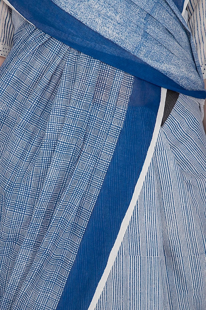 Indigo Block Printed Cotton Saree by BANANA Labs at Pernia's Pop Up Shop