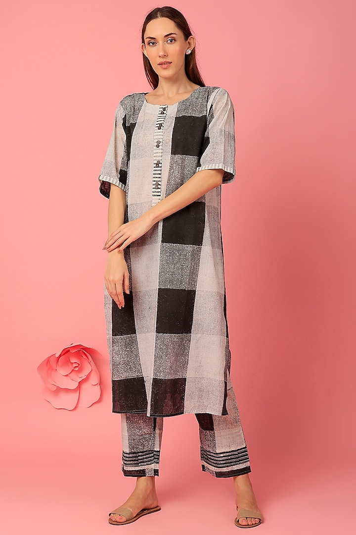 Black & White Cotton Hand Block Printed Kurta Set by BANANA Labs at Pernia's Pop Up Shop