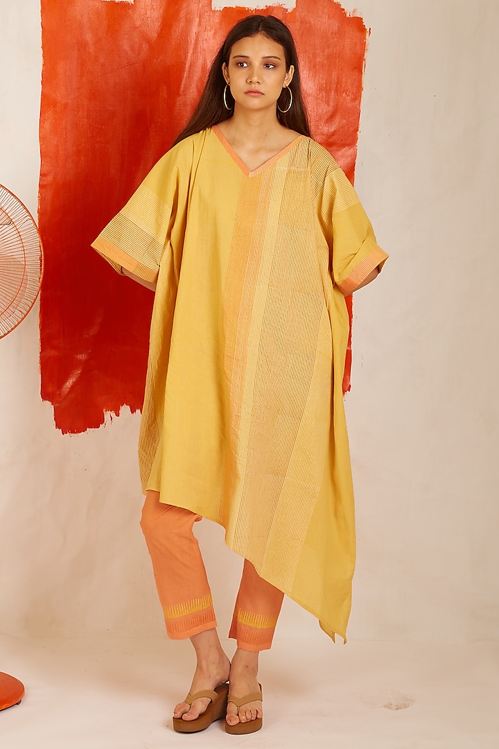 Yellow Cotton Printed Kaftan Set by BANANA Labs