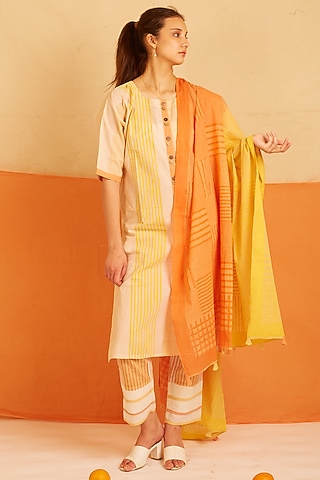 White & Orange Cotton Printed Kurta Set by BANANA Labs