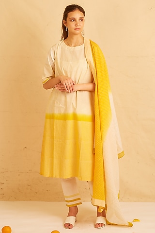 White & Yellow Cotton Printed Kurta Set by BANANA Labs