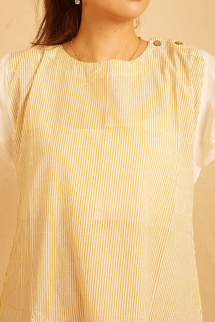 White & Yellow Cotton Printed Kurta Set by BANANA Labs at Pernia's Pop Up Shop