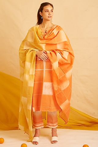 Orange & White Cotton Printed Kurta Set by BANANA Labs
