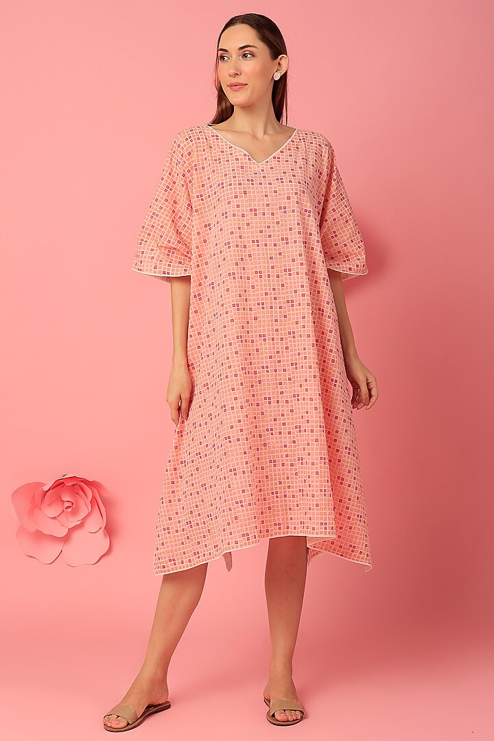 Blush Pink Printed Kaftan by BANANA Labs at Pernia's Pop Up Shop