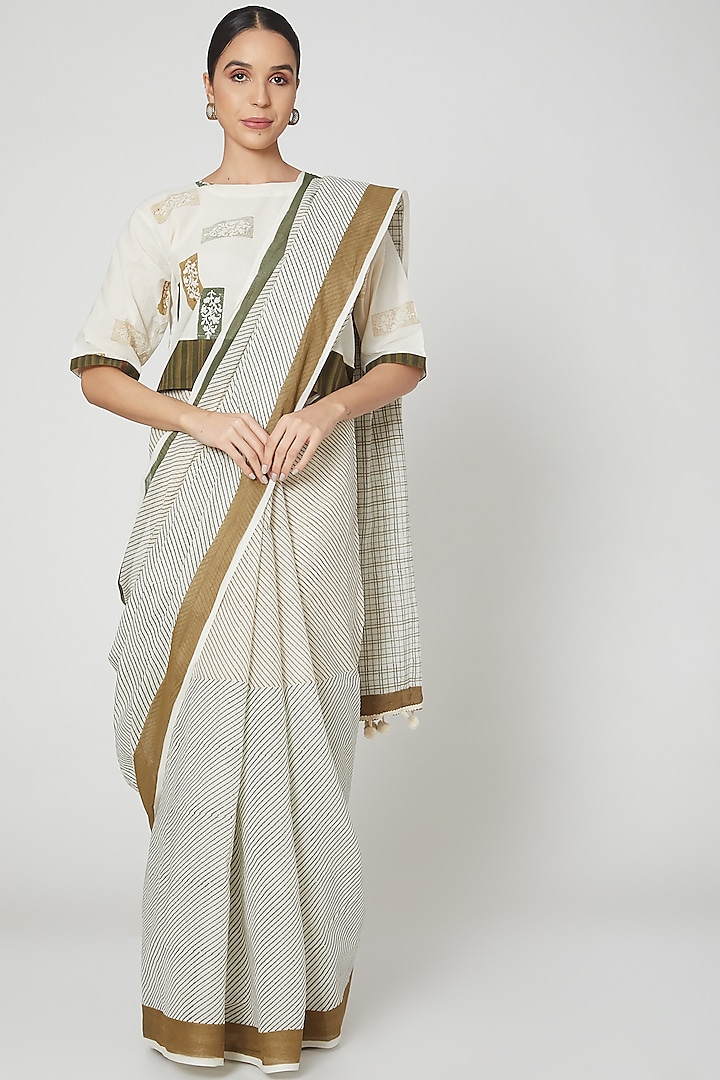 White Handblock Printed Saree Set by BANANA Labs