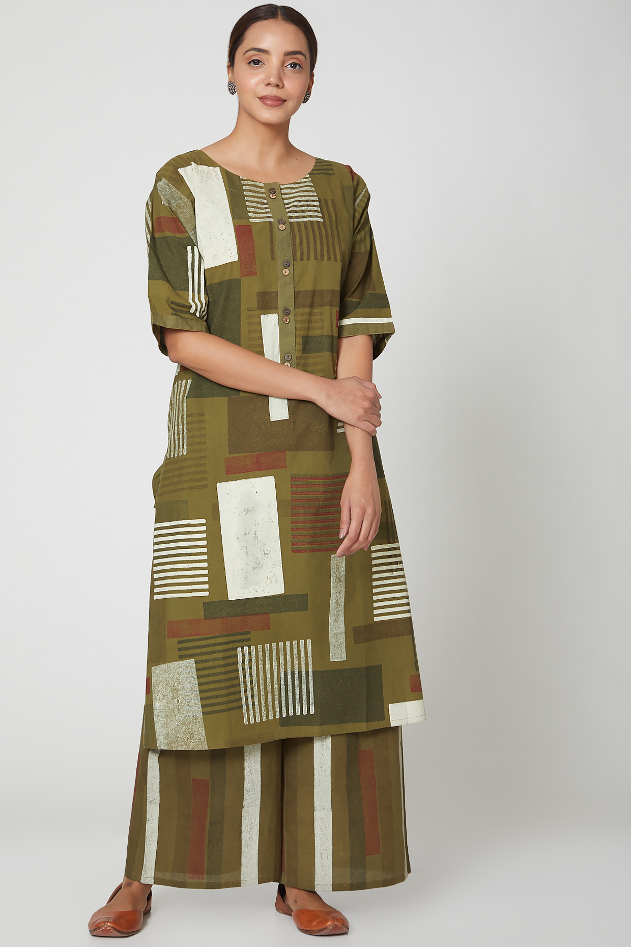 Olive Green Handblock Printed Kurta Set by BANANA Labs at Pernia's Pop Up Shop