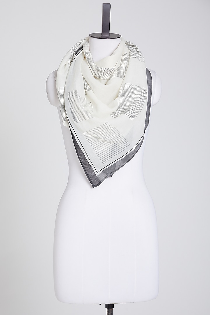 White Cotton Scarf by BANANA Labs