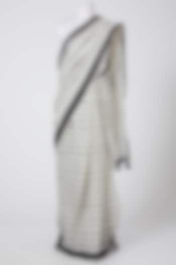 White & Grey Printed Saree by BANANA Labs