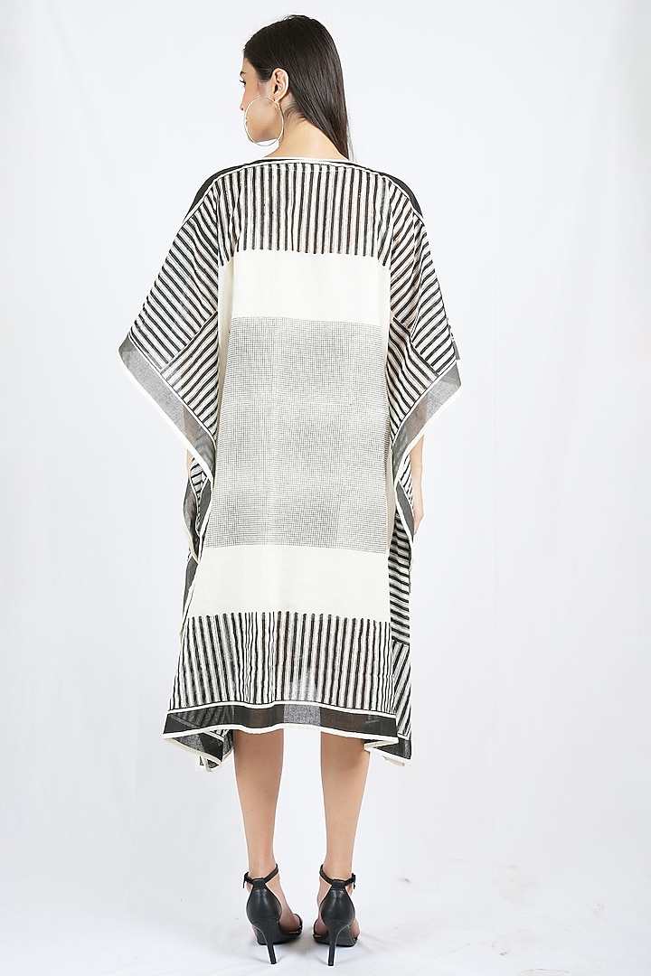 Black & White Cotton Mul Geometric Printed Kaftan Set by BANANA Labs at Pernia's Pop Up Shop