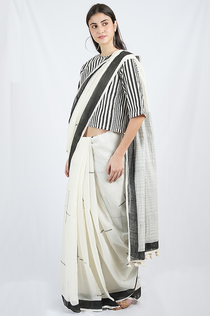 White & Black Cotton Geometric Printed Saree Set by BANANA Labs