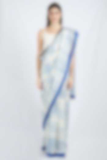Blue Cotton Geometric Printed Saree Set by BANANA Labs