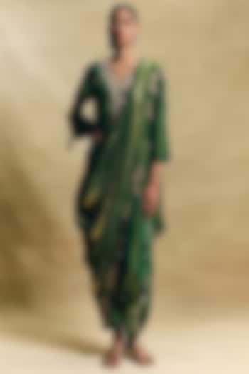 Green Crepe Tissue Low-Crotch Pant Set by Sonam Luthria at Pernia's Pop Up Shop