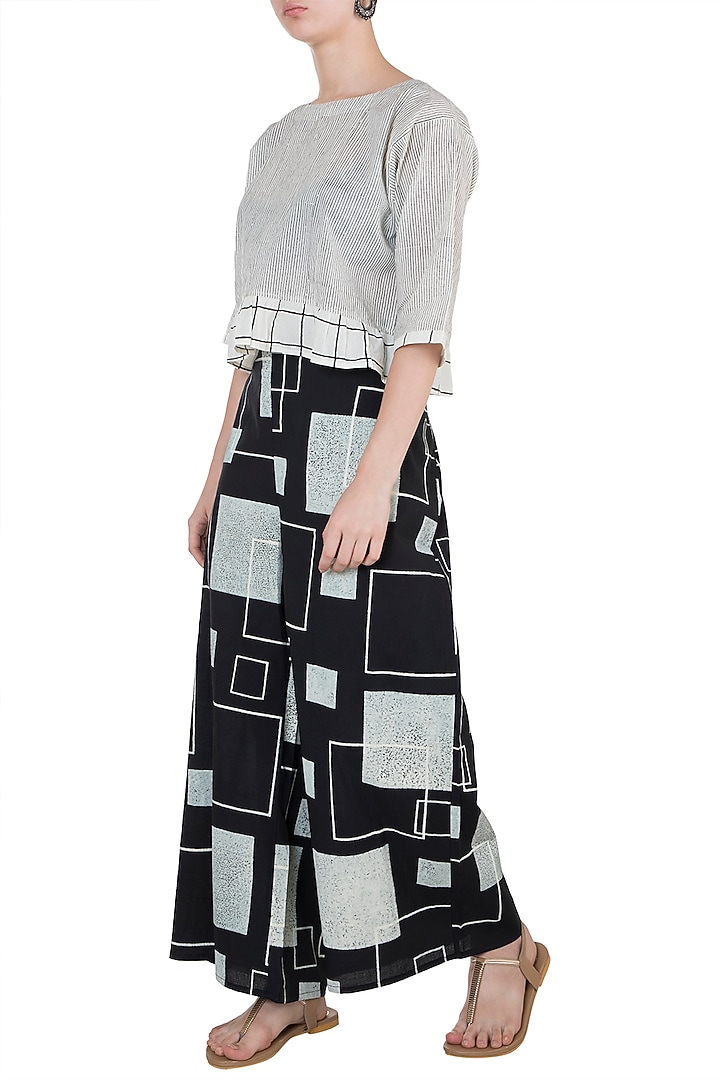 Black Printed Palazzo Pants by BANANA Labs at Pernia's Pop Up Shop