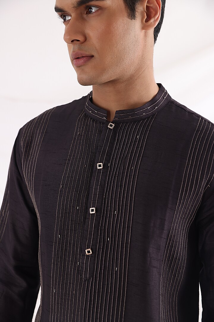 Charcoal Black Linen Satin Sequins Embroidered Nehru Jacket by Smriti By Anju Agarwal Men at Pernia's Pop Up Shop