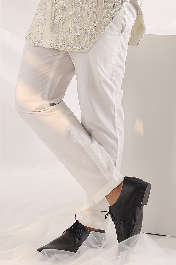 Ivory Linen Satin Embellished Bandhgala Jacket Set by Smriti By Anju Agarwal Men at Pernia's Pop Up Shop