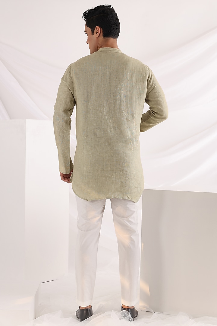 Sage Green Linen Short Kurta Set by Smriti By Anju Agarwal Men at Pernia's Pop Up Shop