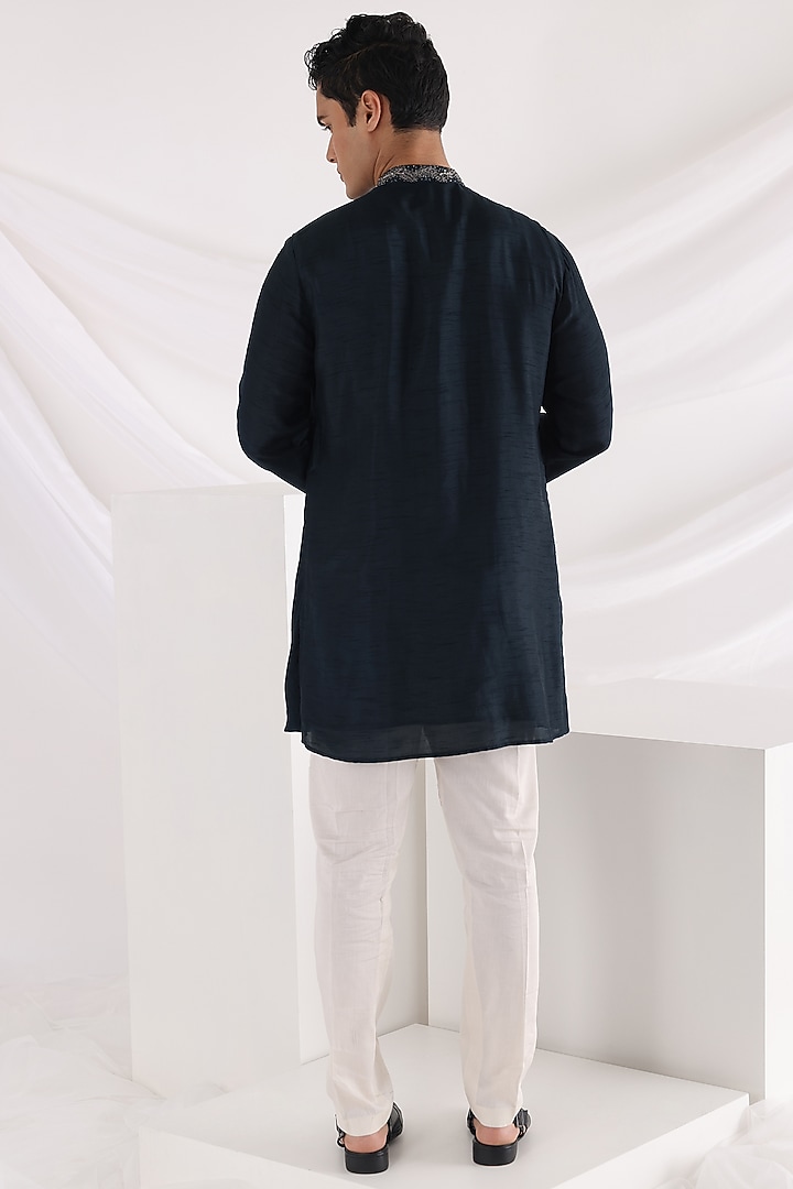 Midnight Blue Bam Silk Draped Kurta Set by Smriti By Anju Agarwal Men at Pernia's Pop Up Shop