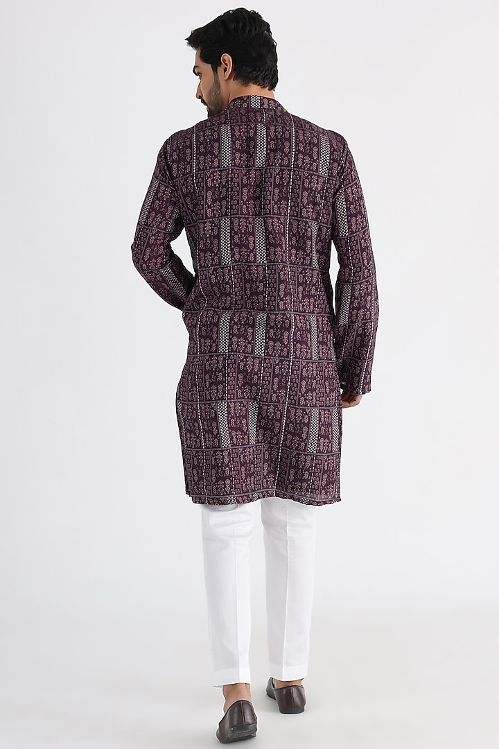 Brown Muslin Mulmul Printed & Hand Embroidered Kurta Set by Smriti By Anju Agarwal Men at Pernia's Pop Up Shop