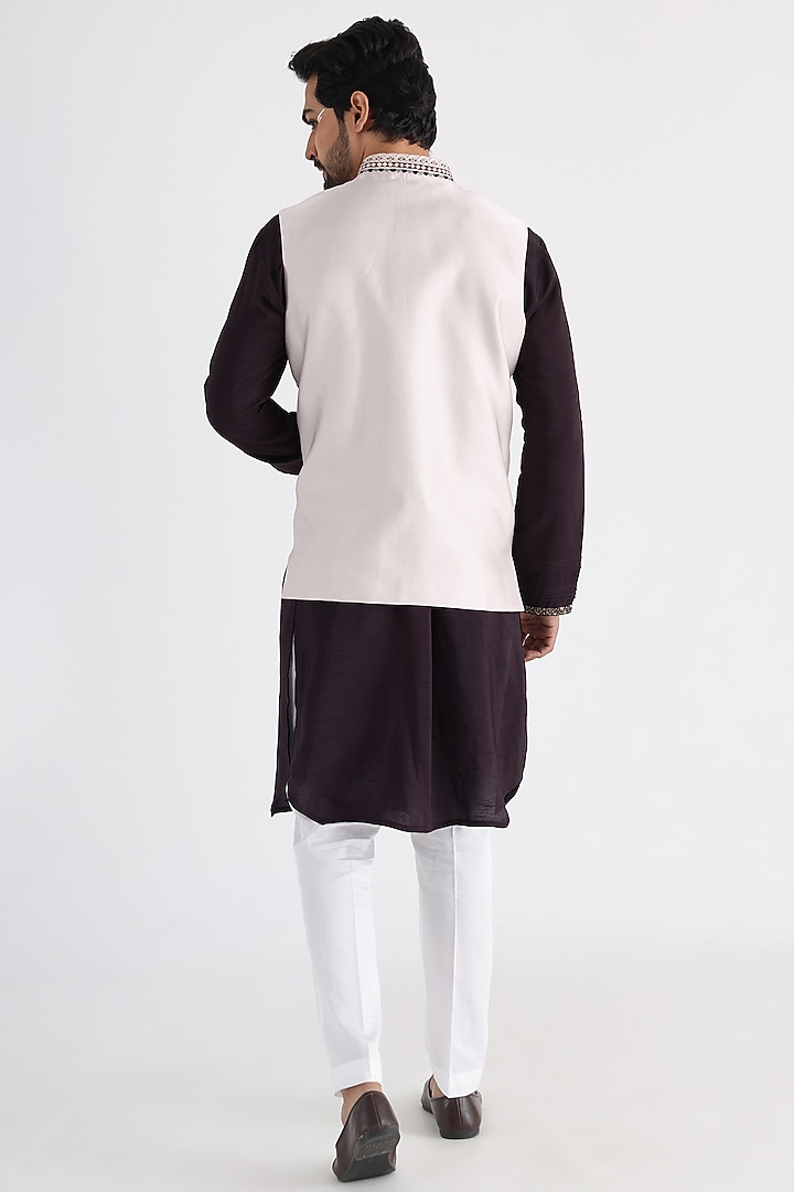 Off-White Linen Satin Hand & Machine Embroidered Nehru Jacket by Smriti By Anju Agarwal Men at Pernia's Pop Up Shop