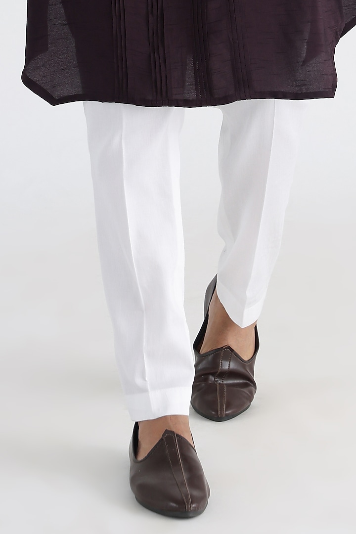 Off-White Linen Satin Hand & Machine Embroidered Bundi Jacket Set by Smriti By Anju Agarwal Men at Pernia's Pop Up Shop