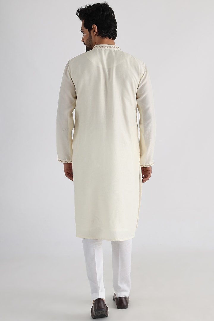Yellow Bemberg Silk Hand Embroidered Bundi Jacket Set by Smriti By Anju Agarwal Men at Pernia's Pop Up Shop