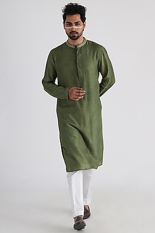 Olive Green Bemberg Silk Mulmul Embroidered Kurta Set by Smriti By Anju Agarwal Men