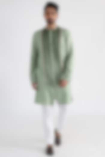 Green Bemberg Silk Mulmul Embroidered Kurta Set by Smriti By Anju Agarwal Men
