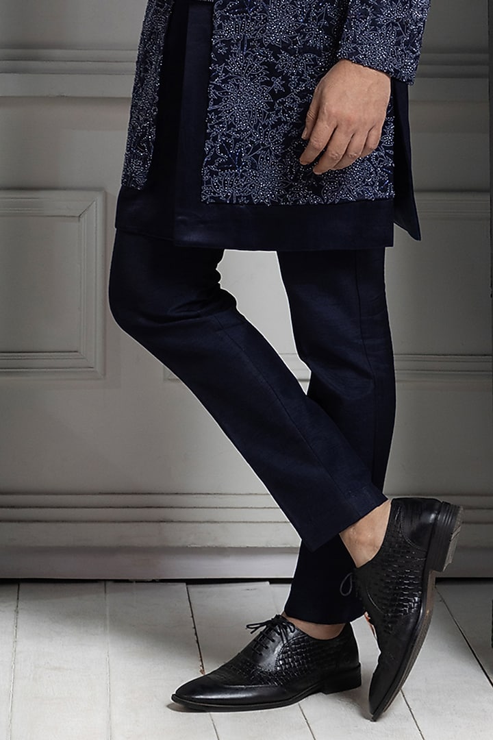Midnight Blue Satin Silk Floral Embroidered Bandhgala Set by Smriti by Anju Agarwal Men at Pernia's Pop Up Shop