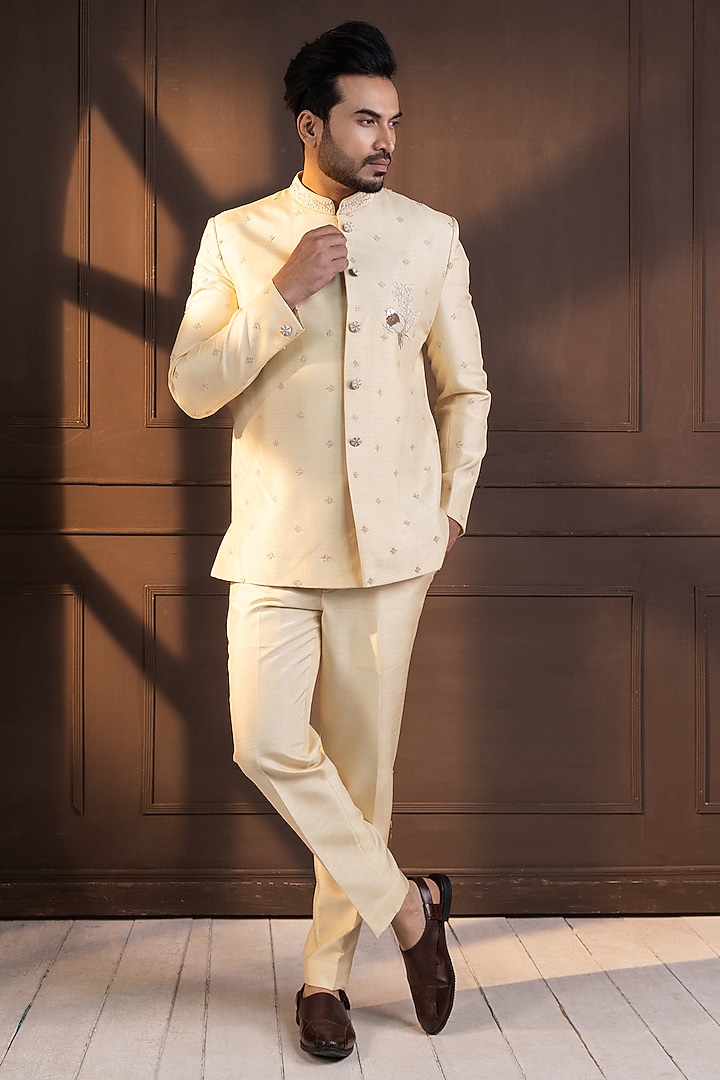 Ivory Bam Silk Hand Embroidered Bandhgala Set by Smriti by Anju Agarwal Men at Pernia's Pop Up Shop