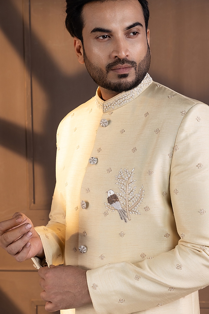 Ivory Bam Silk Hand Embroidered Bandhgala Set by Smriti by Anju Agarwal Men at Pernia's Pop Up Shop
