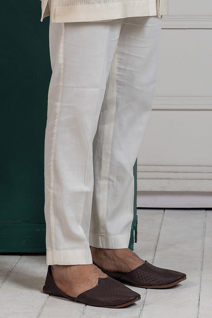 White Bam Silk Mirror Embroidered Kurta Set by Smriti by Anju Agarwal Men at Pernia's Pop Up Shop