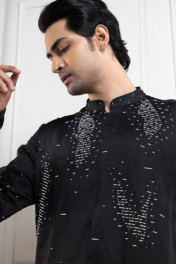 Black Linen Satin Bead Embroidered Kurta Set by Smriti by Anju Agarwal Men at Pernia's Pop Up Shop