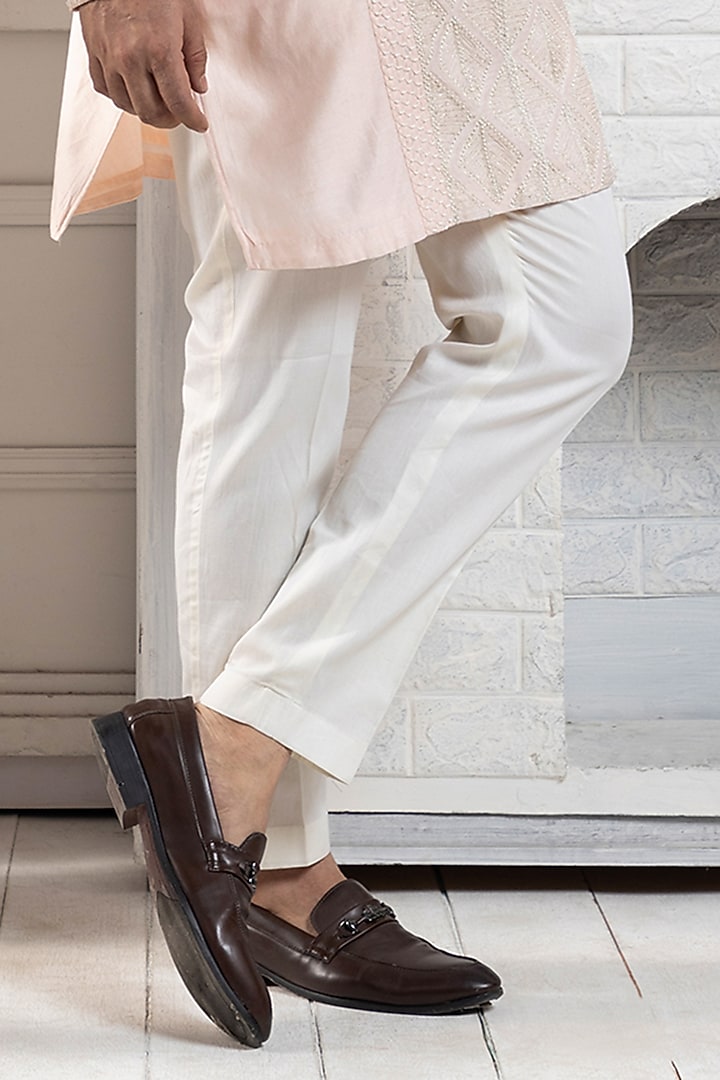 Peach Silk Bead Embroidered Kurta Set by Smriti by Anju Agarwal Men at Pernia's Pop Up Shop